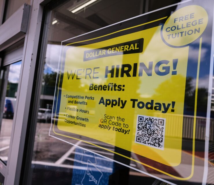 US consumer confidence tumbles as labour market slows | Business and Economy News BBM JOBS