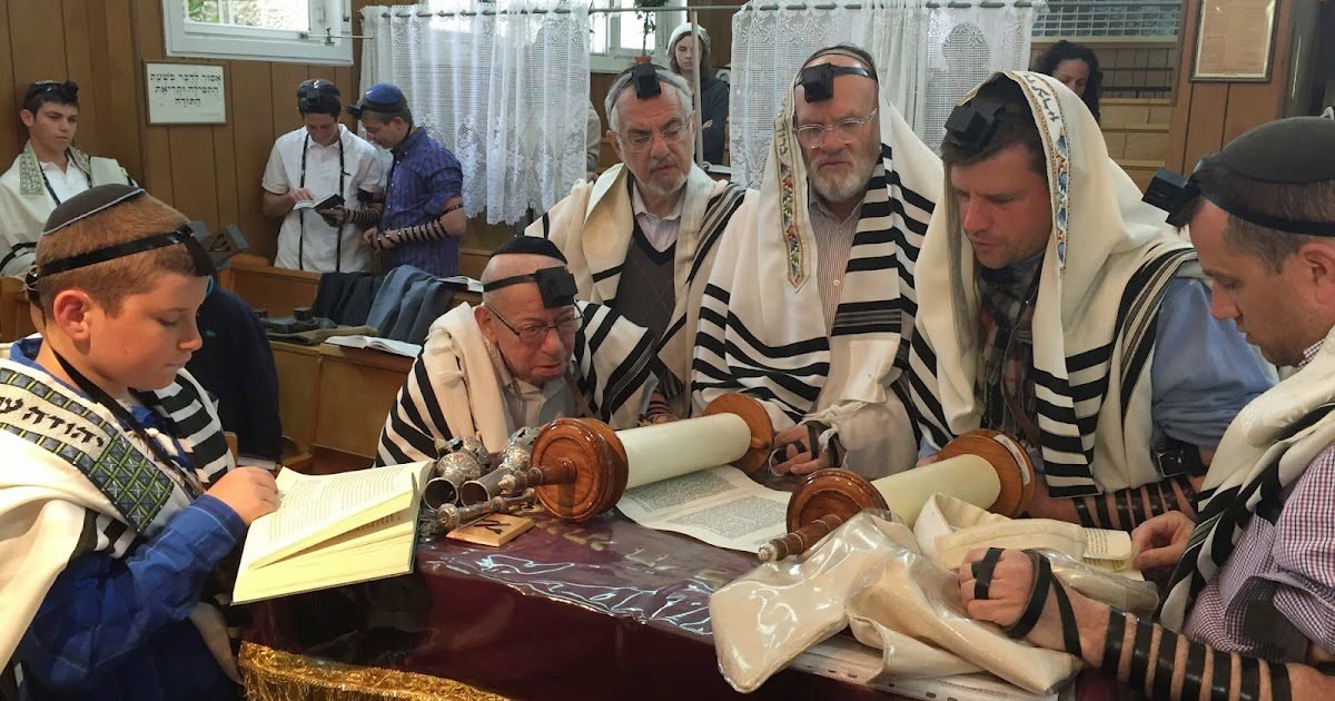 A picture tells a story. The story tells what is missing from this image