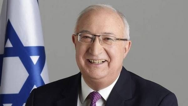 La Manuel! The government is the problem. Not the exits.