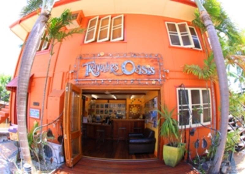 Oasis Traverels - Cairos - Aussie Backpacker - Back bags in Australia and around the world - Adventure travel