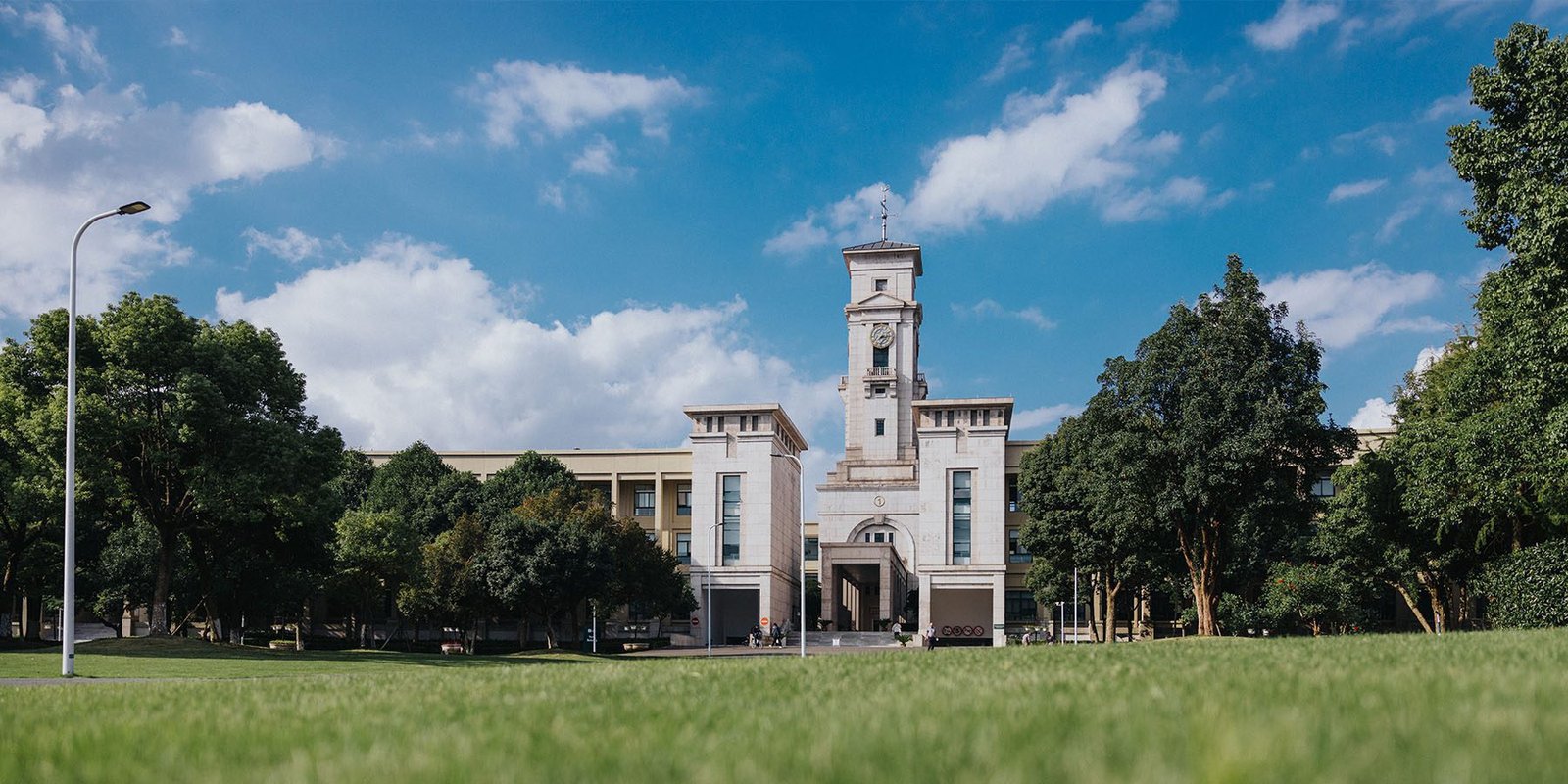 Professor Songan Rio) at the University of Nottingham Ninjo China