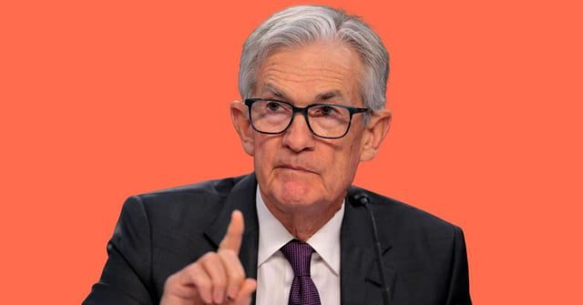 The head of the Federal Reserve Powell says that young workers are having difficulty finding jobs