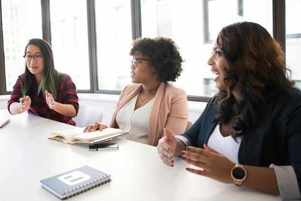 5 tips to think quickly on your feet during important meetings