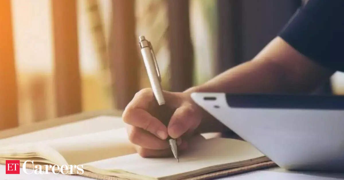 MP Police Constable Recruitment 2025: Notification for 7500 Vacancies; Check application steps, important dates and other details